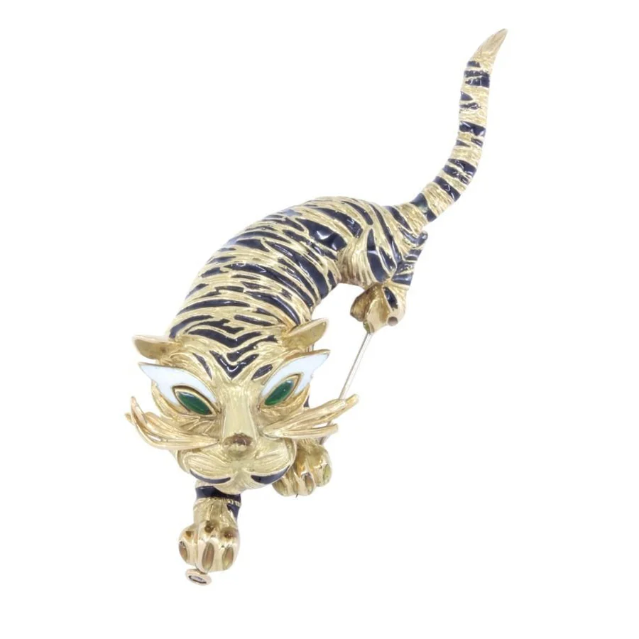 Brooch/Pin in yellow gold, white gold, enamel and emeralds