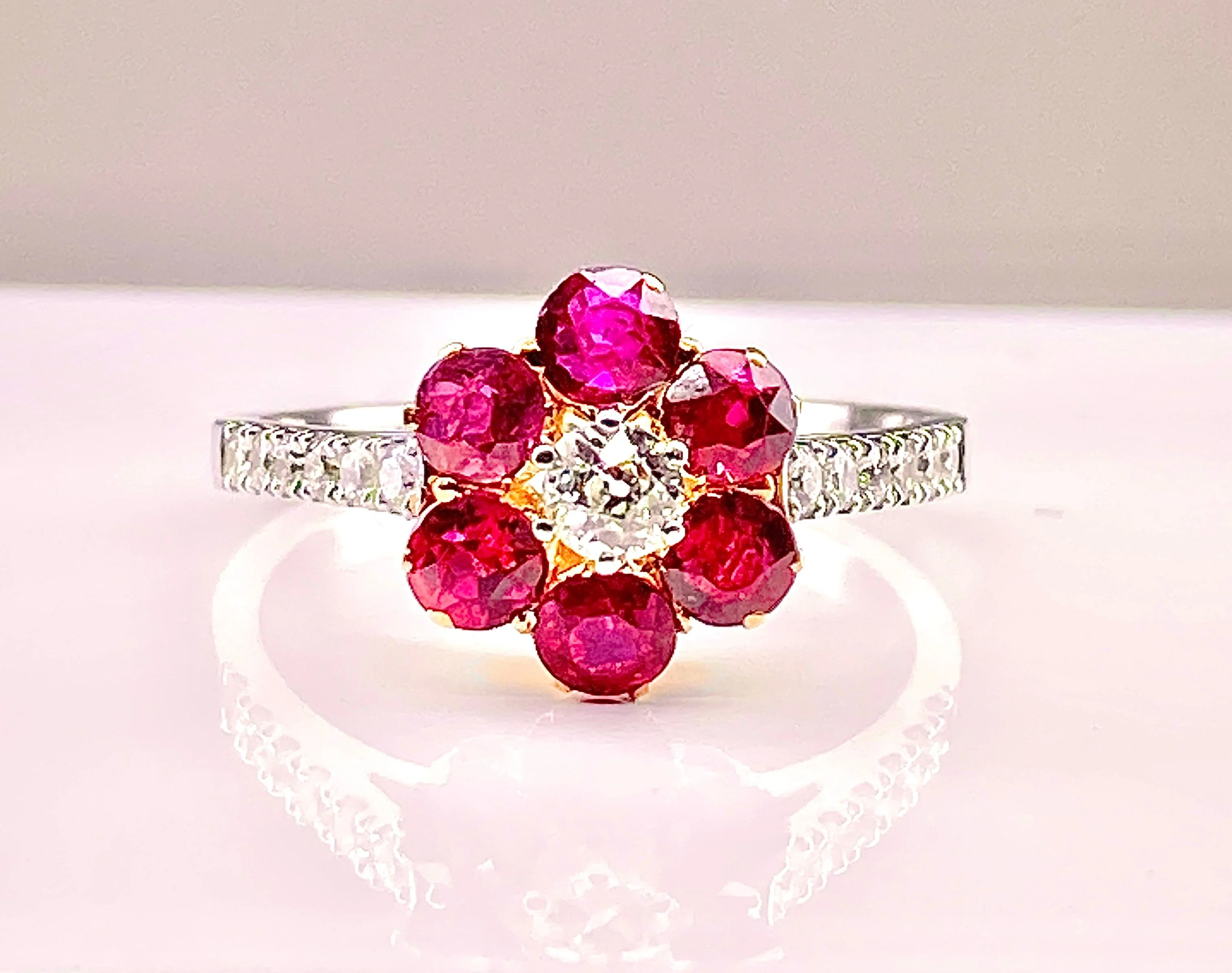 18k Gold Ruby and Diamond Daisy Ring - Image 4