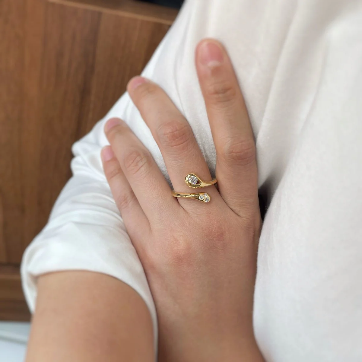 Ring Snake in yellow gold and diamonds - Image 4