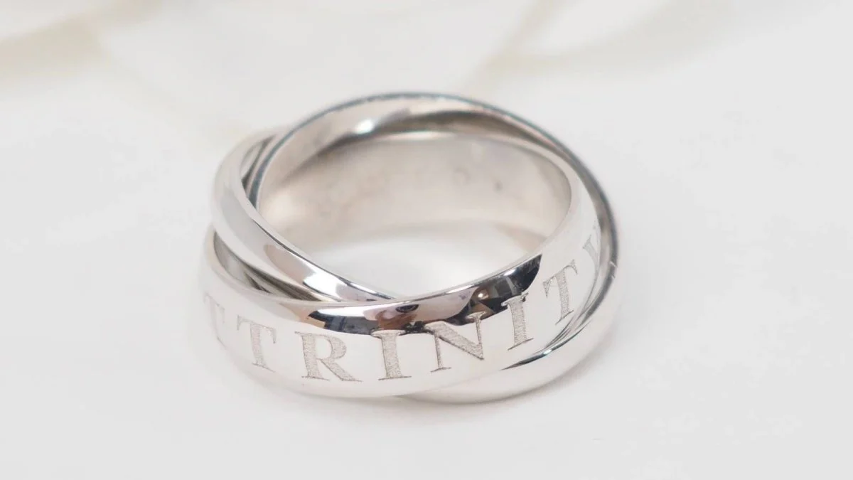 CARTIER vintage Gold Amour and Trinity ring in white gold - Image 3