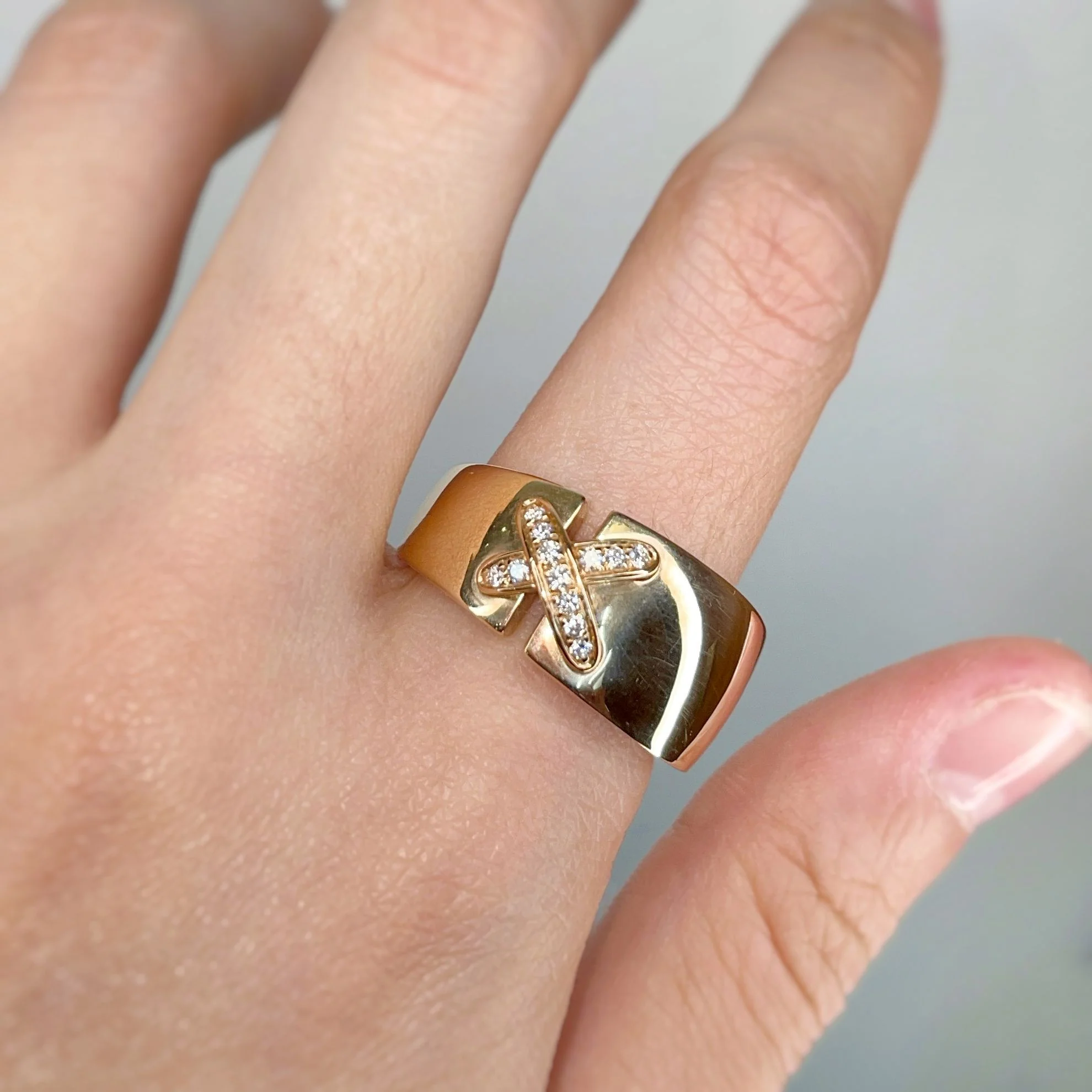"Crossed Links" Ring - CHAUMET - Image 5
