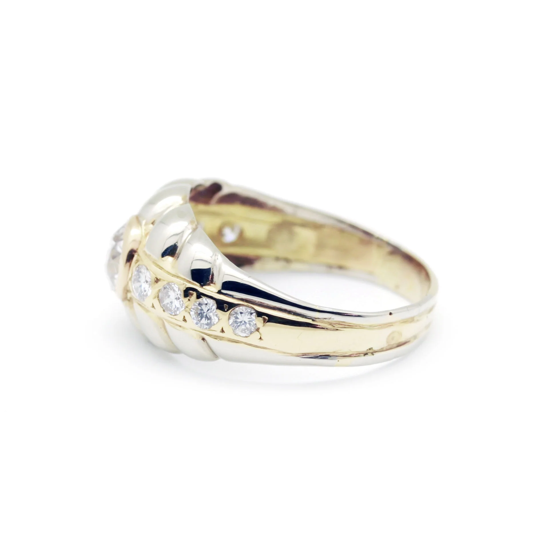 White gold and diamond ring - Image 2