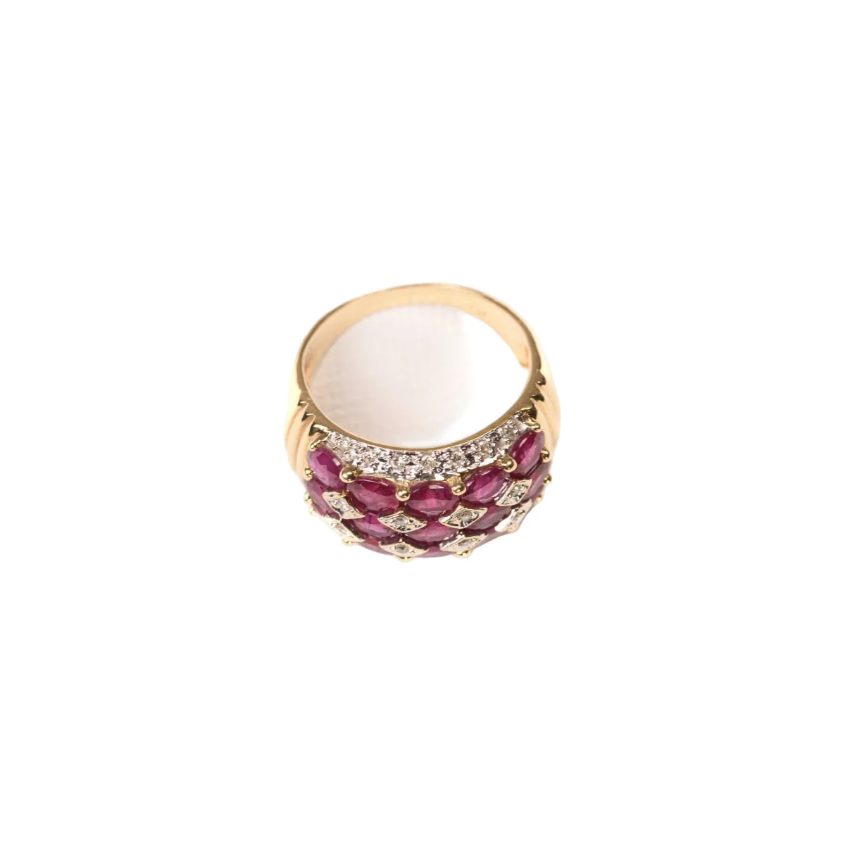 Ring Ruby-paved headband and diamonds in yellow gold - Image 4