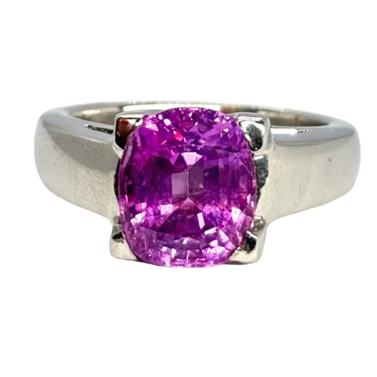 Ring in white gold and pink sapphire