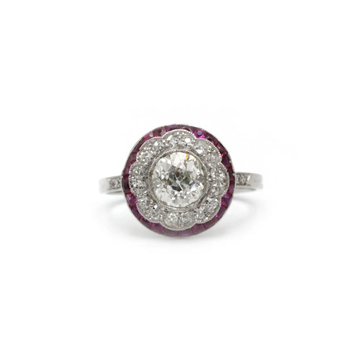 Ring Solitaire in white gold, paltinium, ruby and diamonds