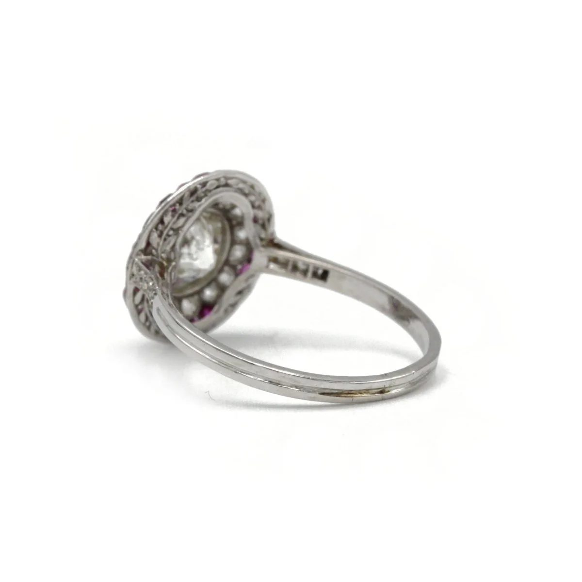 Ring Solitaire in white gold, paltinium, ruby and diamonds - Image 4