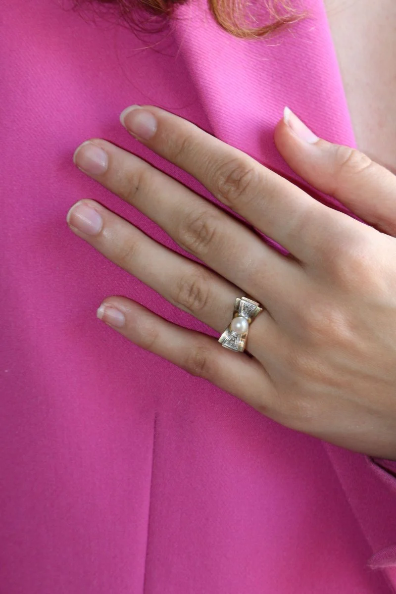 Pearl and Roses Knot Ring - Image 11
