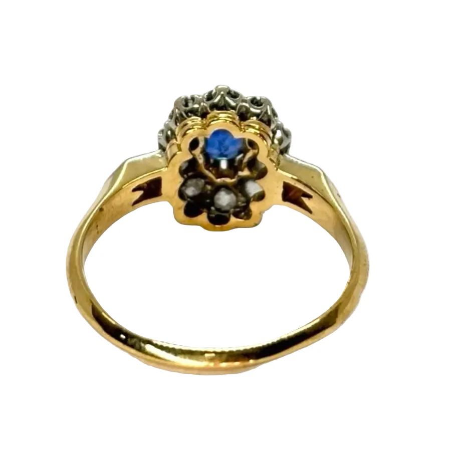 Daisy ring in yellow gold, sapphire, and diamonds - Image 4