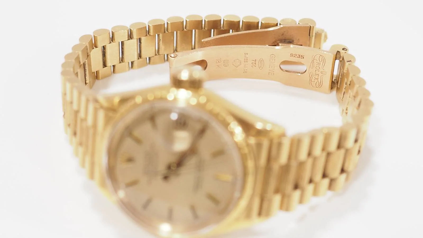 Rolex Lady Oyster Perpetual watch in 18kt yellow gold - Image 2