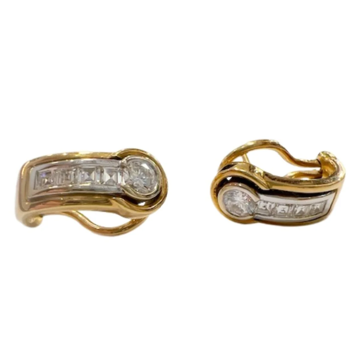 20th CENTURY CONTEMPORARY EARRINGS in 18-carat gold with diamonds - Image 4