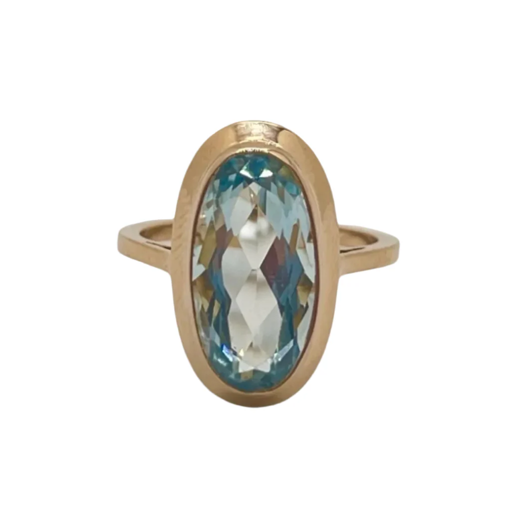 Ring in rose gold and aquamarine