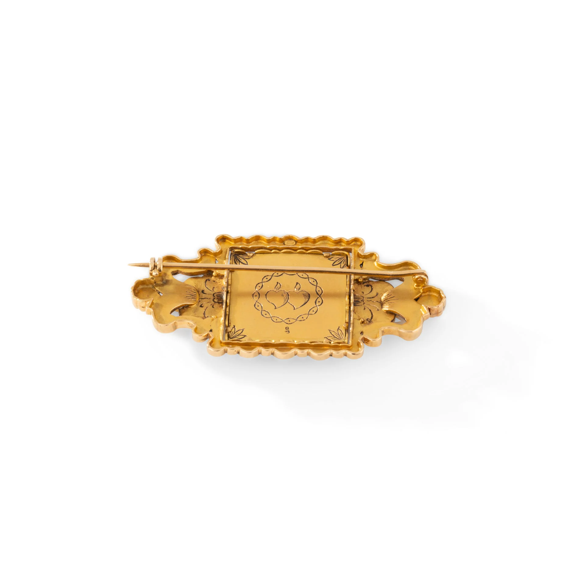Intertwined Hearts Brooch - Image 5