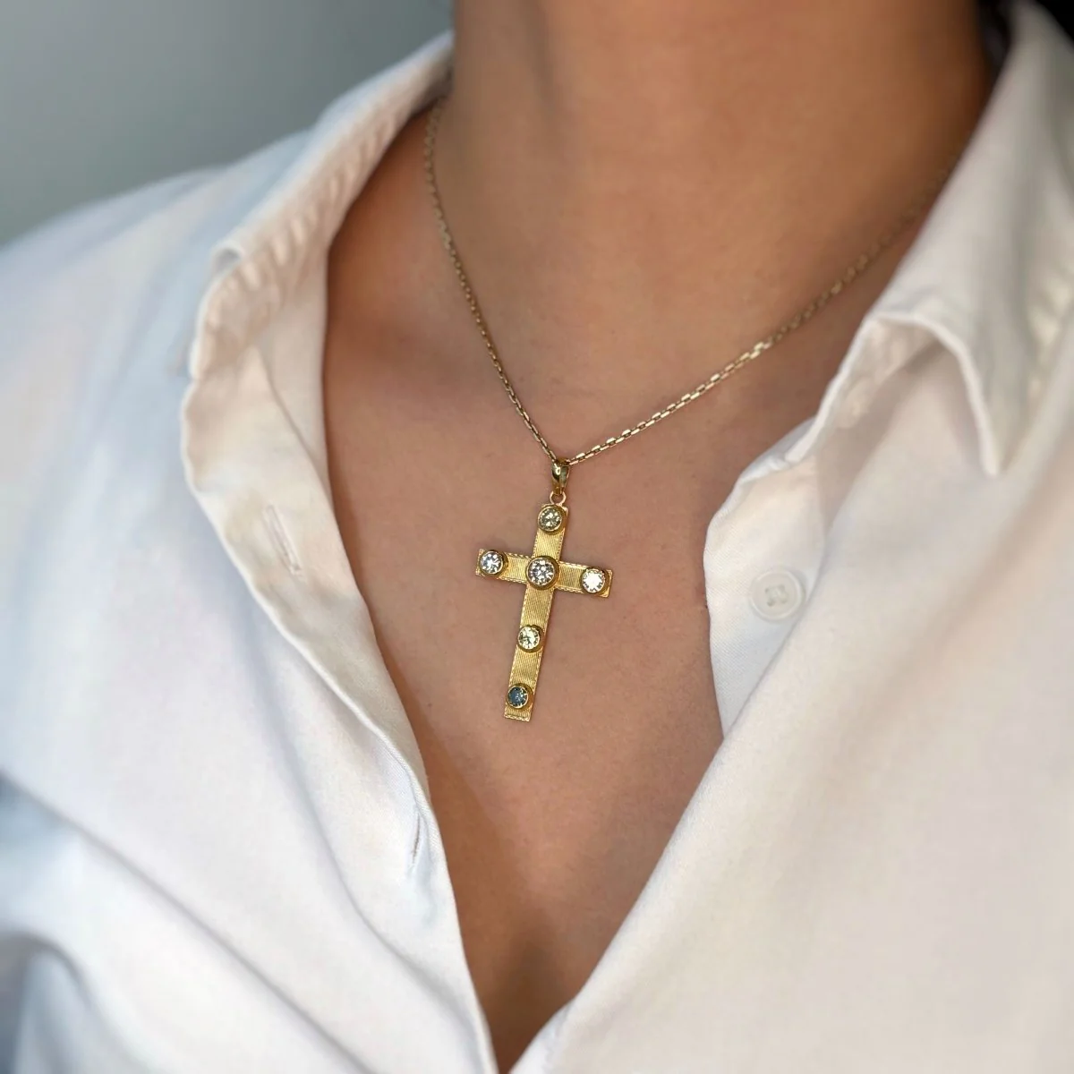Cross - Gold and diamonds - Image 4