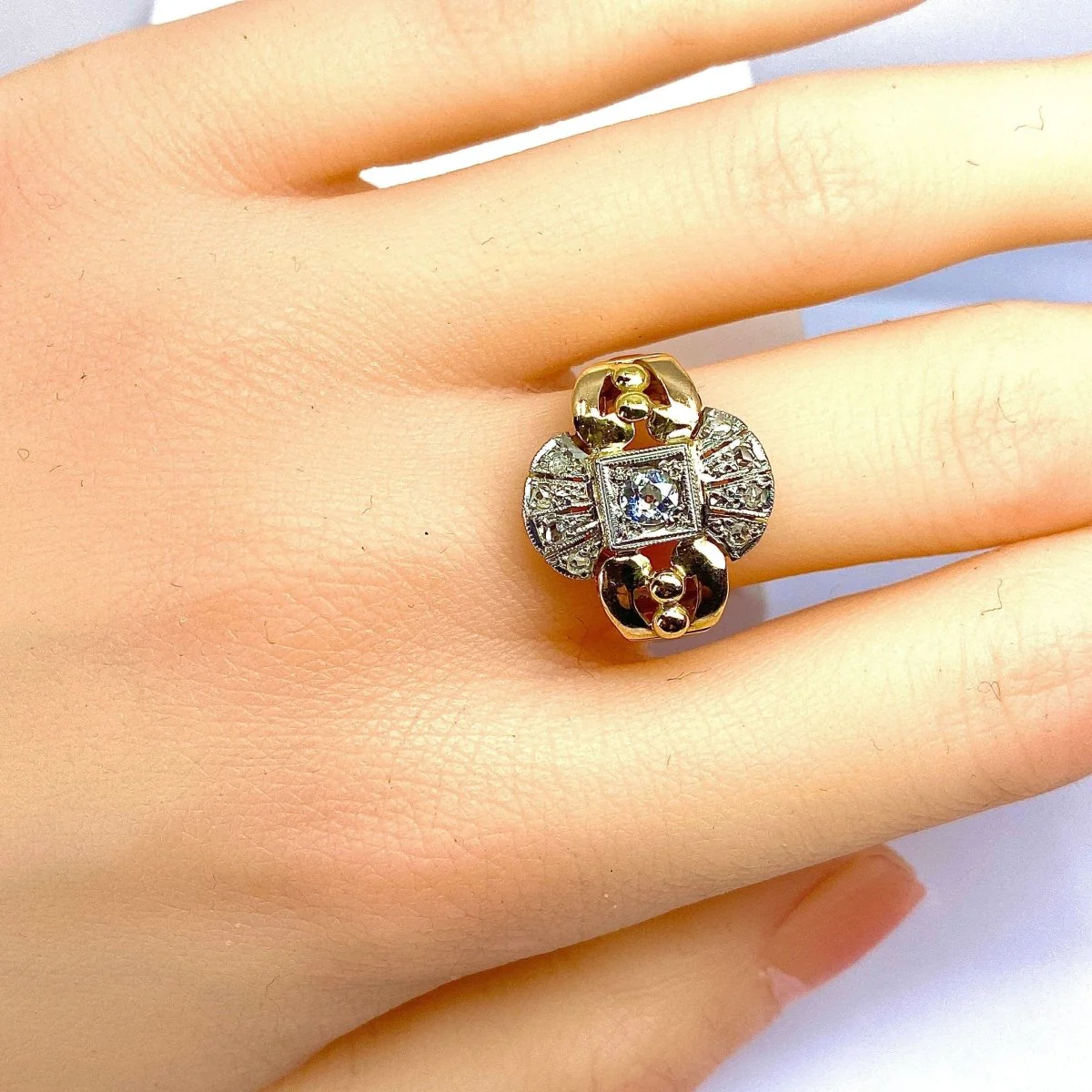 Tank ring in yellow gold and diamonds - Image 8