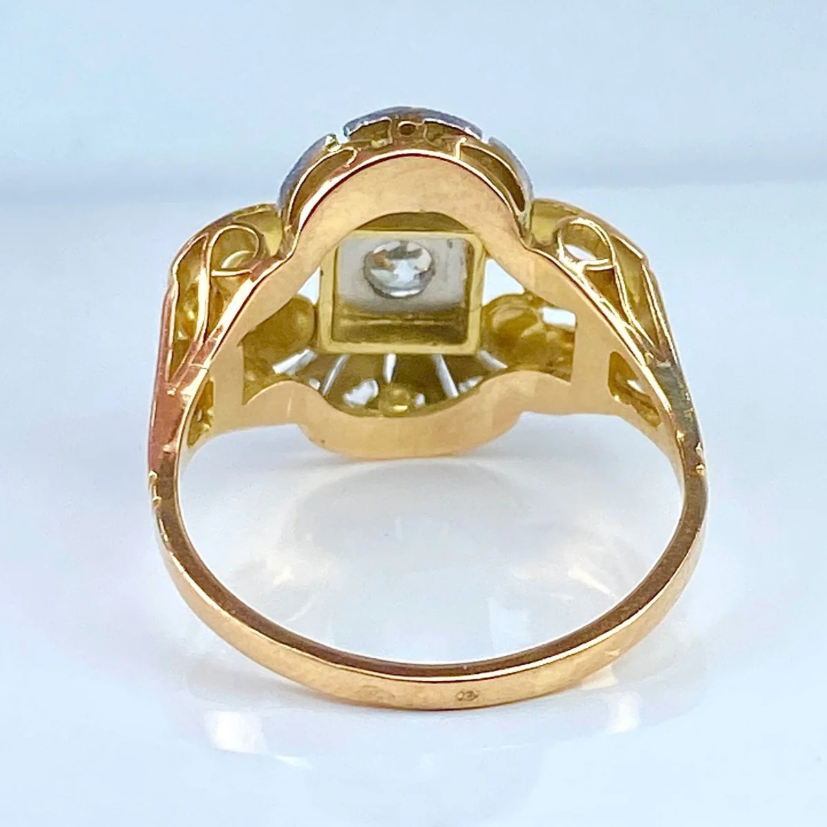 Tank ring in yellow gold and diamonds - Image 9