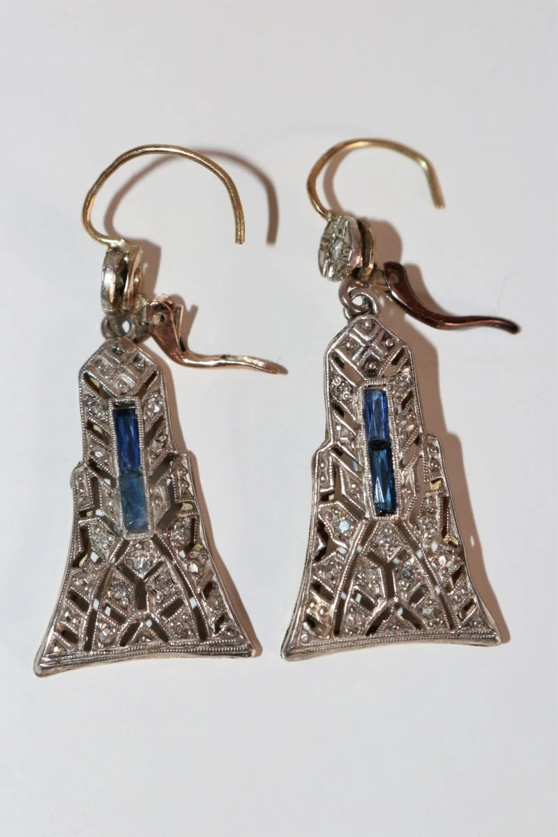 Art Deco Drop Earrings in platinum and yellow gold - Image 6