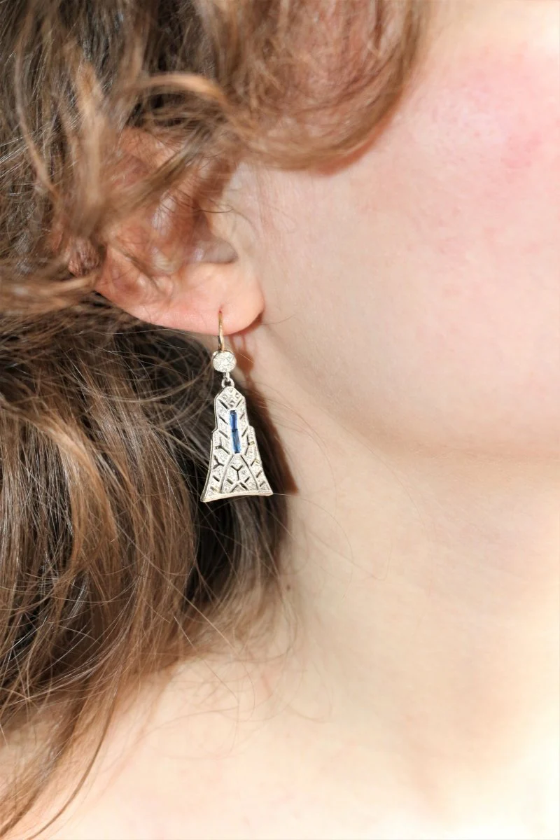Art Deco Drop Earrings in platinum and yellow gold - Image 8