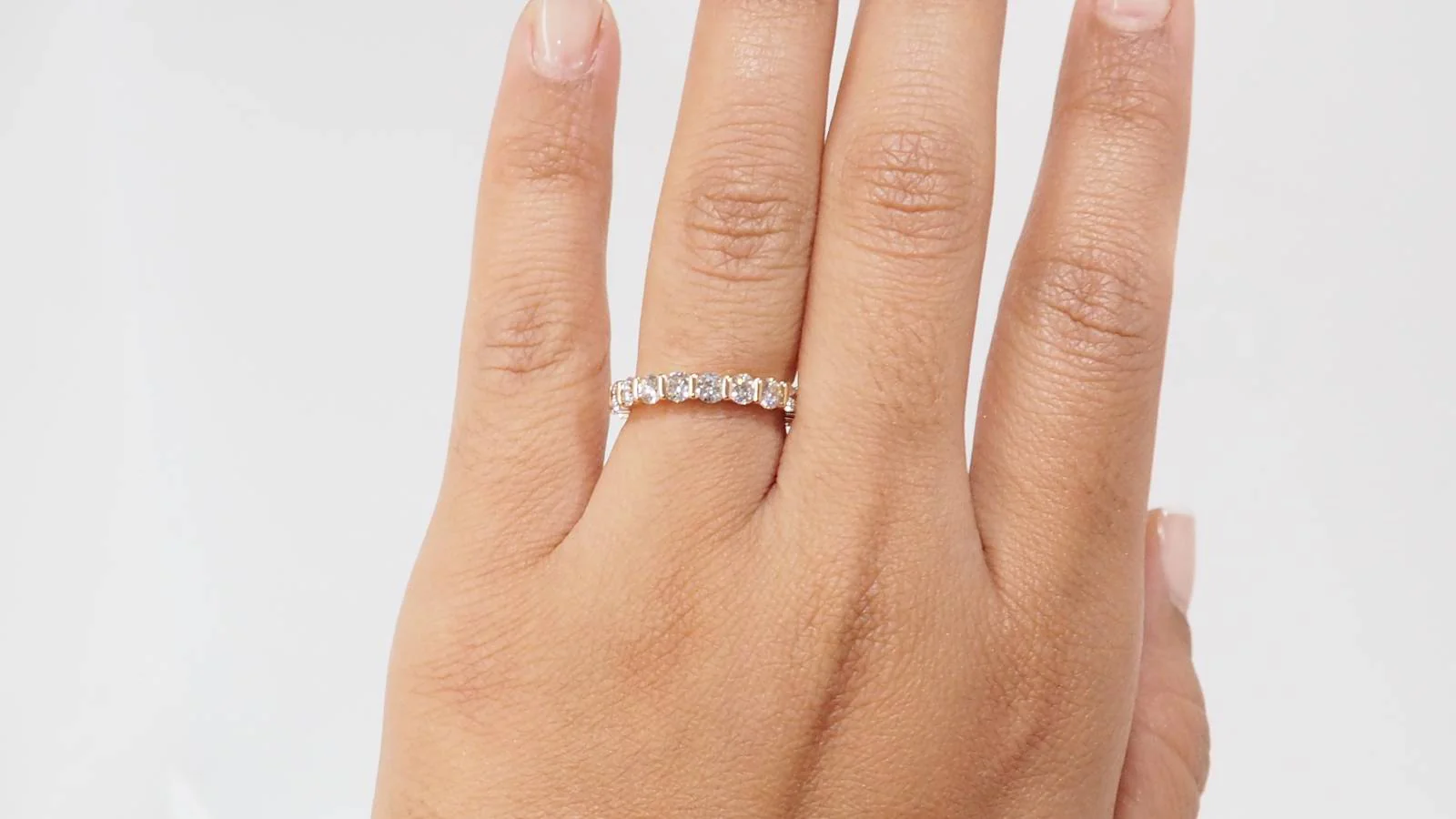American wedding ring in yellow gold and diamonds - Image 2