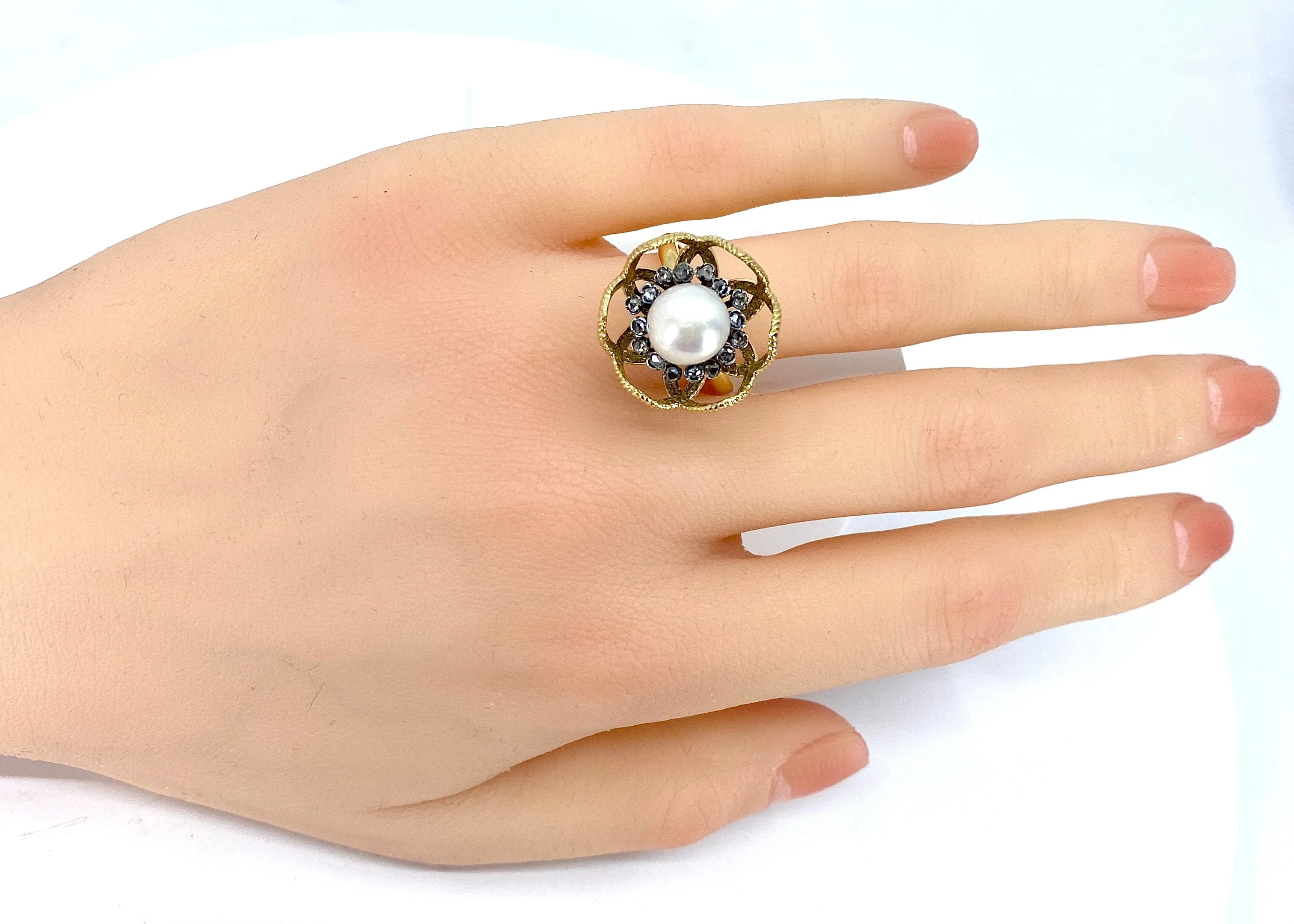 Cocktail Ring in 18 carat yellow gold and silver, fine pearls and diamonds - Image 8