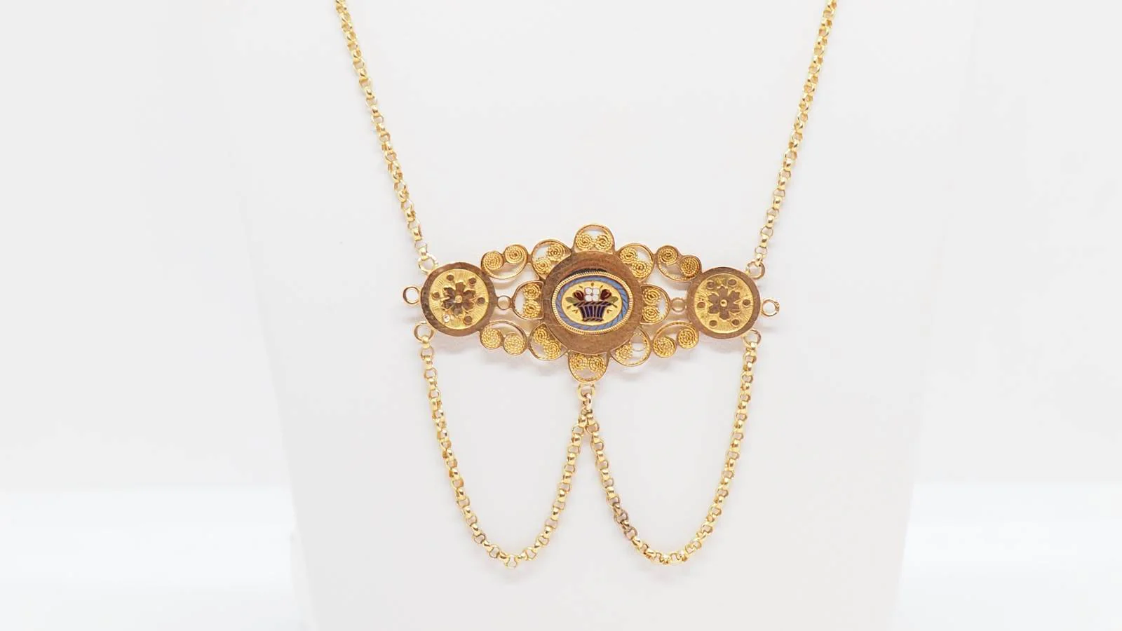 Napoleon III necklace in yellow gold and enamel