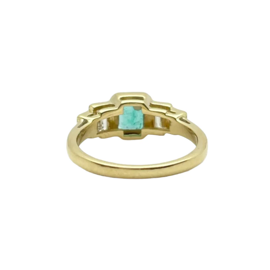 Ring at yellow gold, emerald and diamonds - Image 4