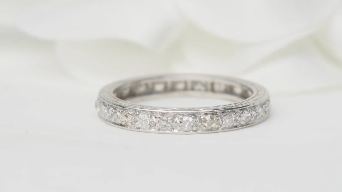 Ring Alliance in paltinium and diamonds - Image 3