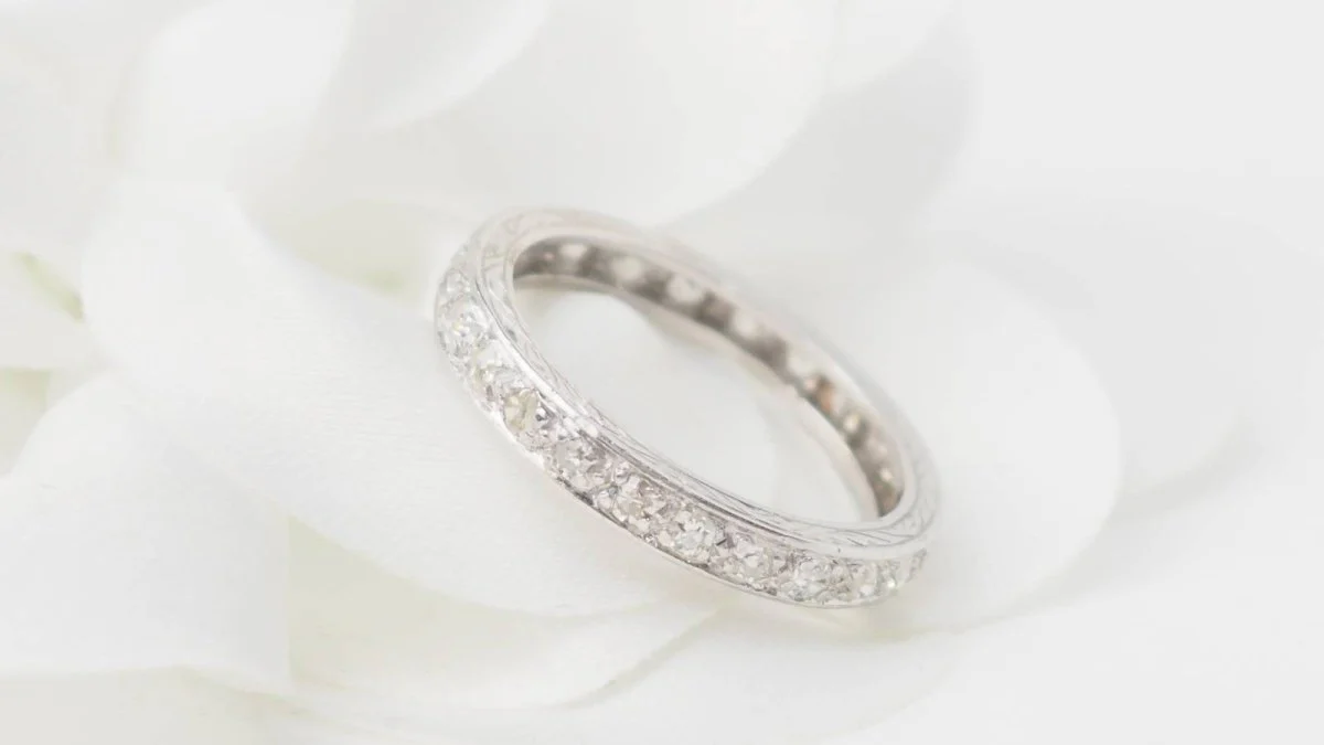 Ring Alliance in paltinium and diamonds - Image 4