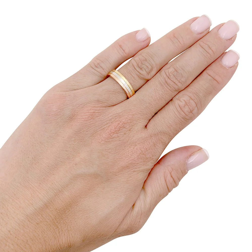 CARTIER “Vendôme Louis Cartier” wedding ring, three golds. - Image 2