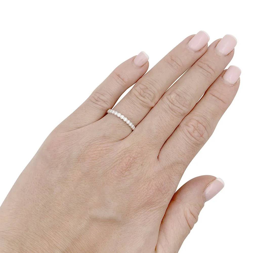 CHAUMET “Bee my Love” wedding ring in white gold and diamonds - Image 6