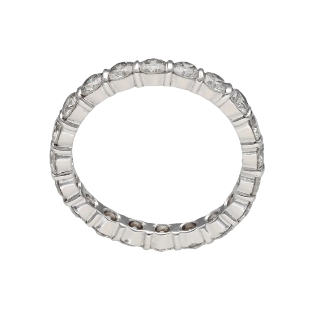 18 Cts white gold wedding band with 2.00 Cts of diamonds G-VS. Size 53 - Image 4