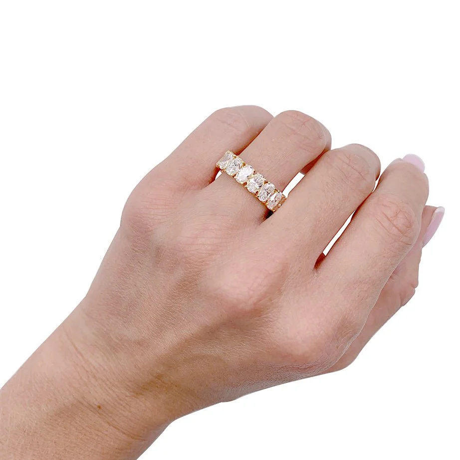 Full circle wedding ring in yellow gold, diamonds - Image 6