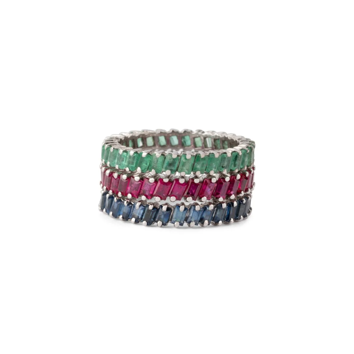 Wedding rings in white gold, emerald, sapphire and ruby