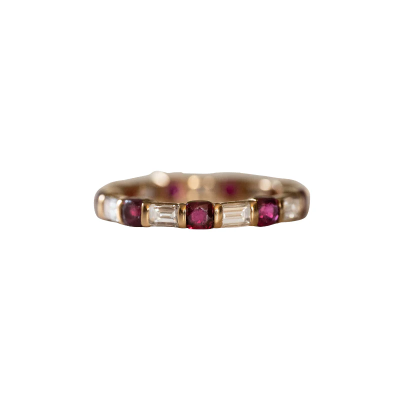 MAUBOUSSIN Wedding band ring in yellow gold, rubies and diamonds
