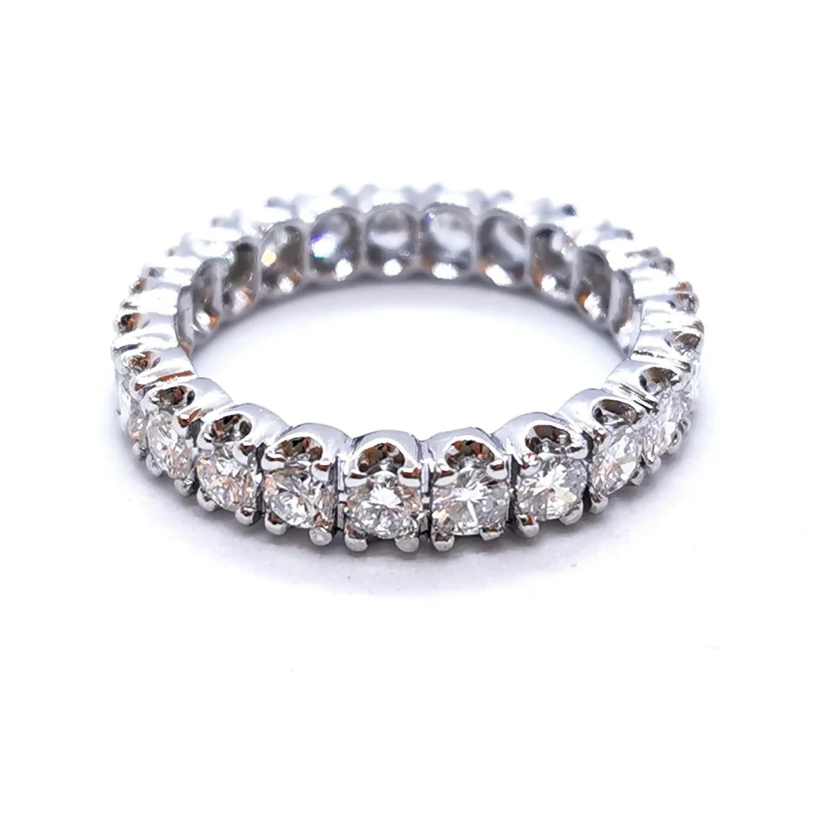 Platinum Diamond Wedding Ring - Image 3