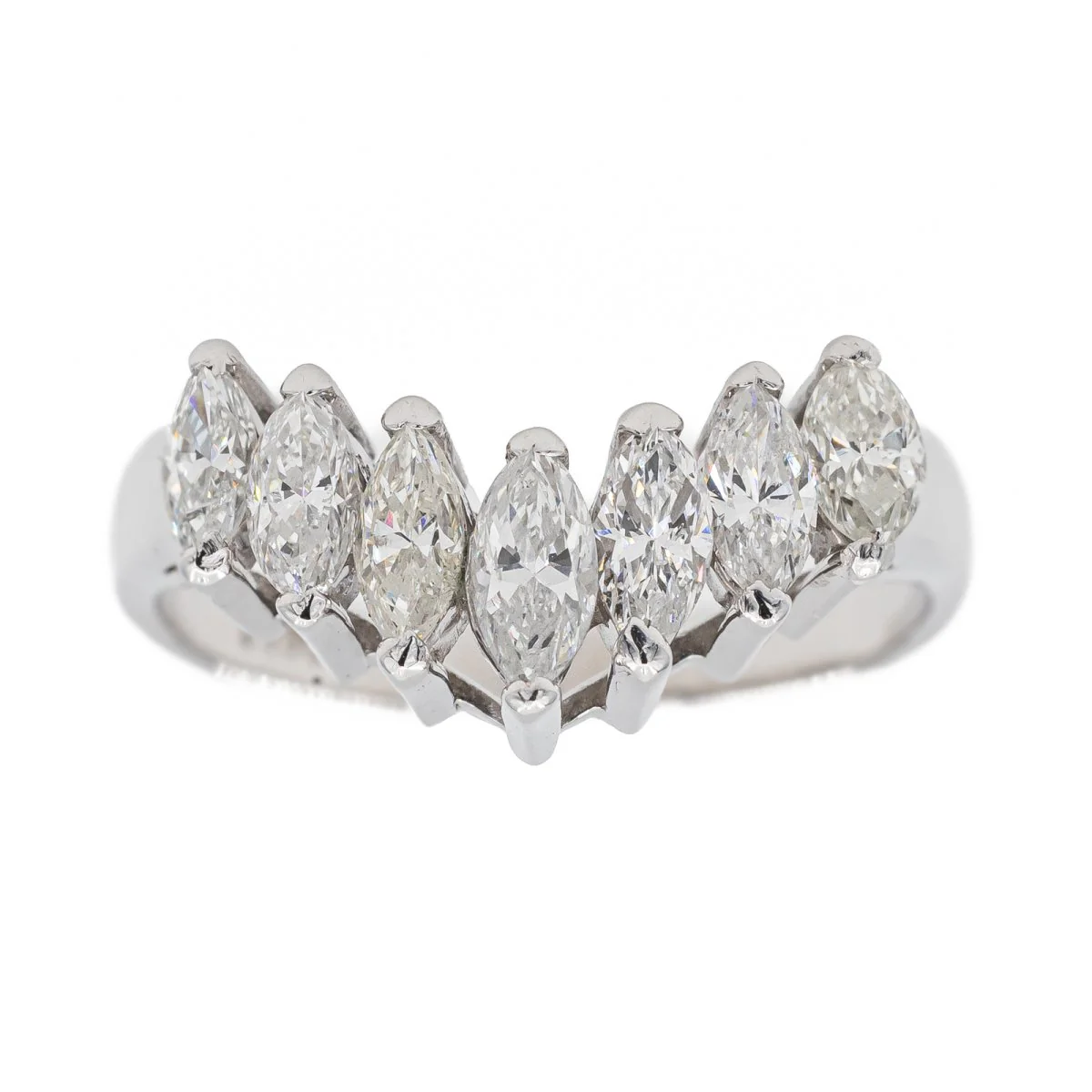 Alliance ring in platinum and diamond