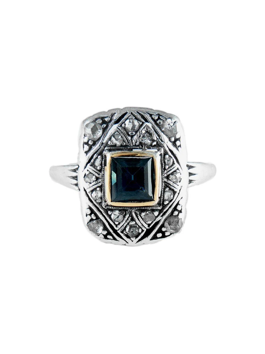 Ring in colored gold, Sapphire, and Diamonds