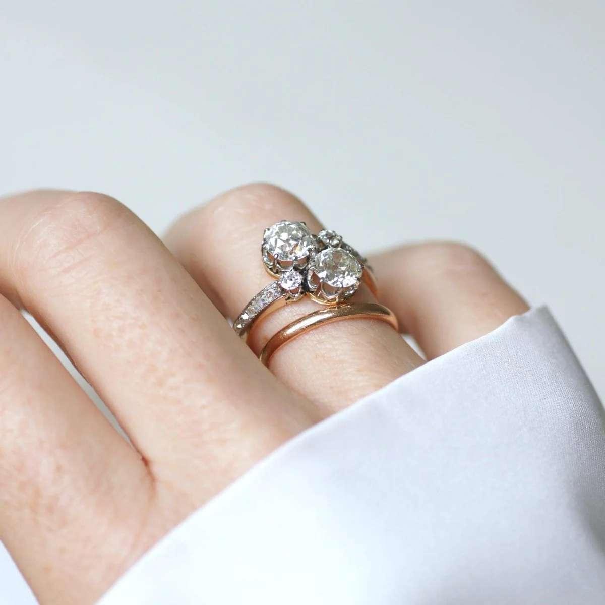 Toi et Moi Ring in Yellow gold, Platinum, and Diamonds - Image 8