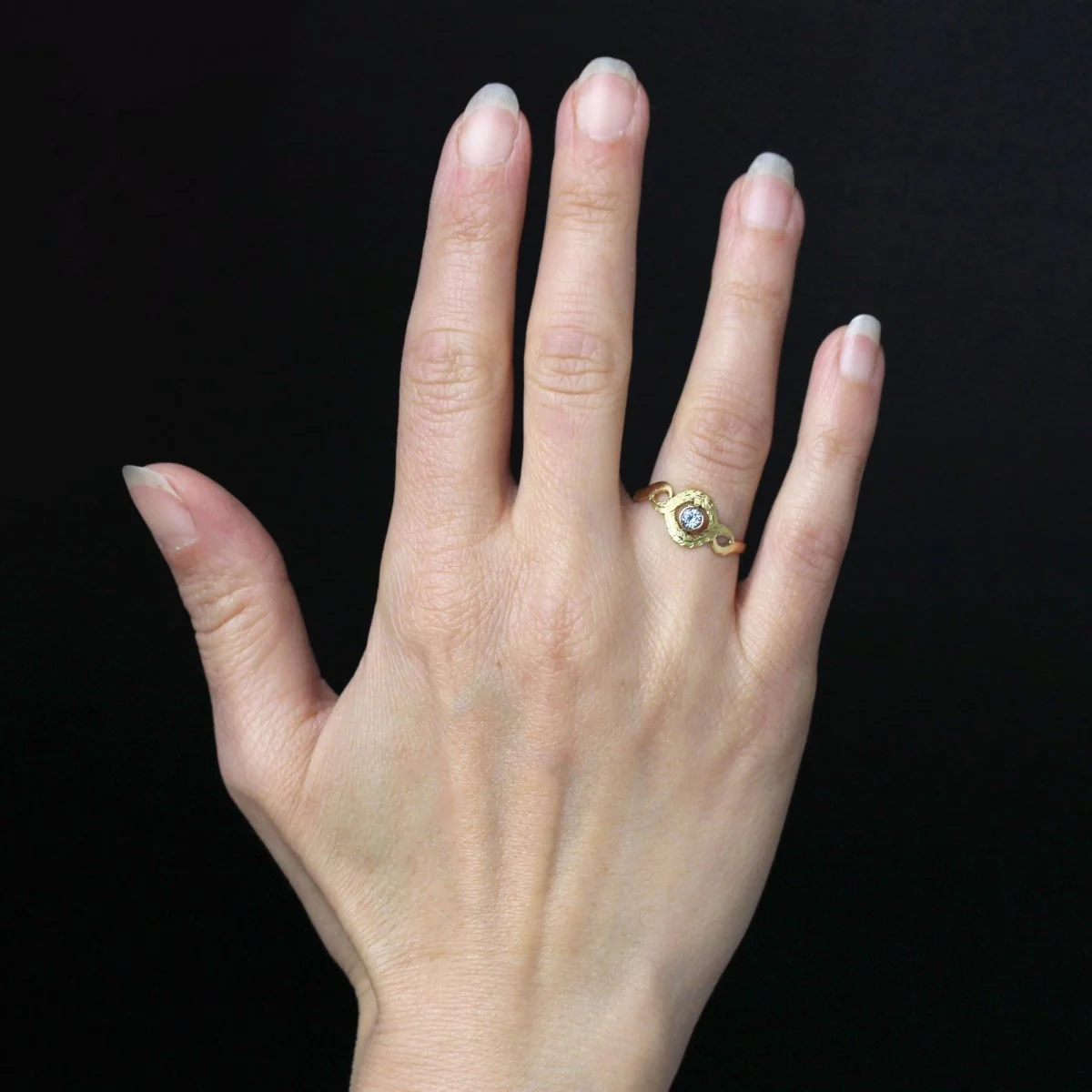 Yellow gold and Sapphire Ring - Image 2