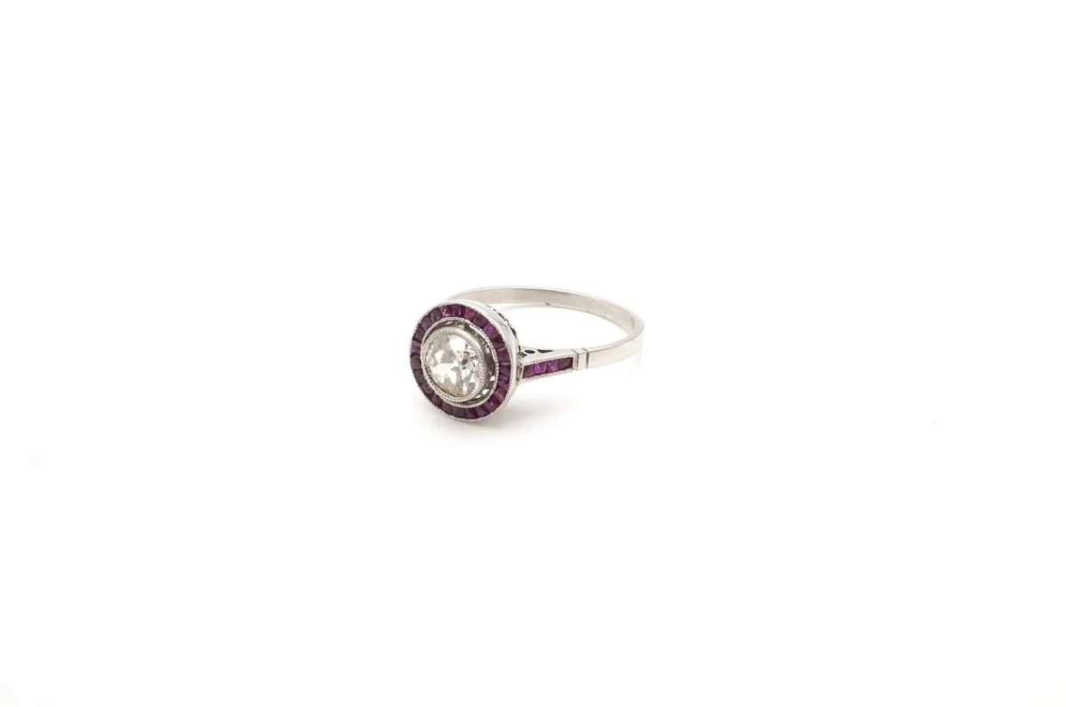 1930 Art Deco Platinum Diamond Solitaire Ring - Image 3