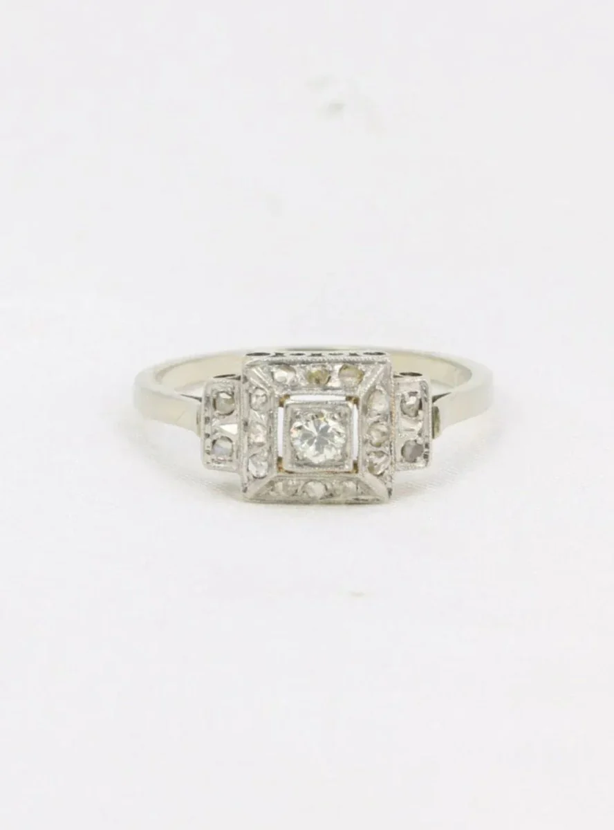 Art Deco ring steps white gold platinum diamonds 0.15 ct