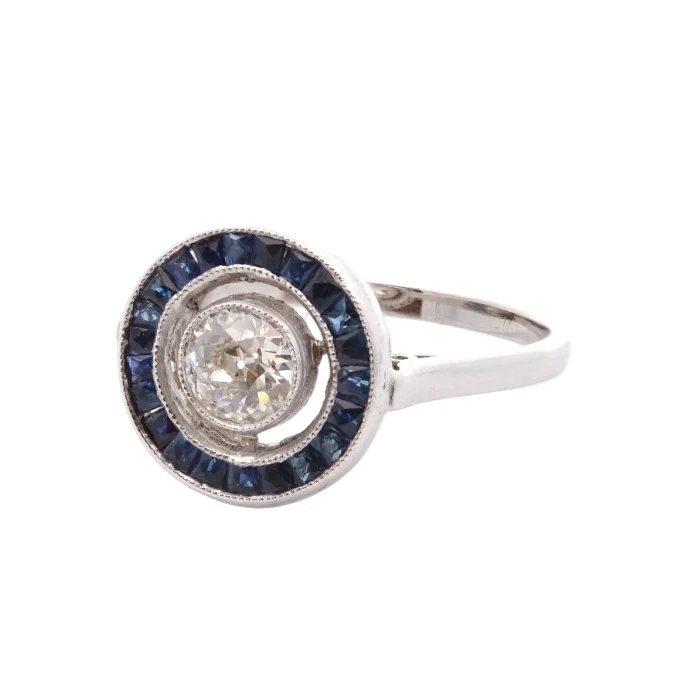 Target ring in platinum, sapphires and diamonds - Image 4