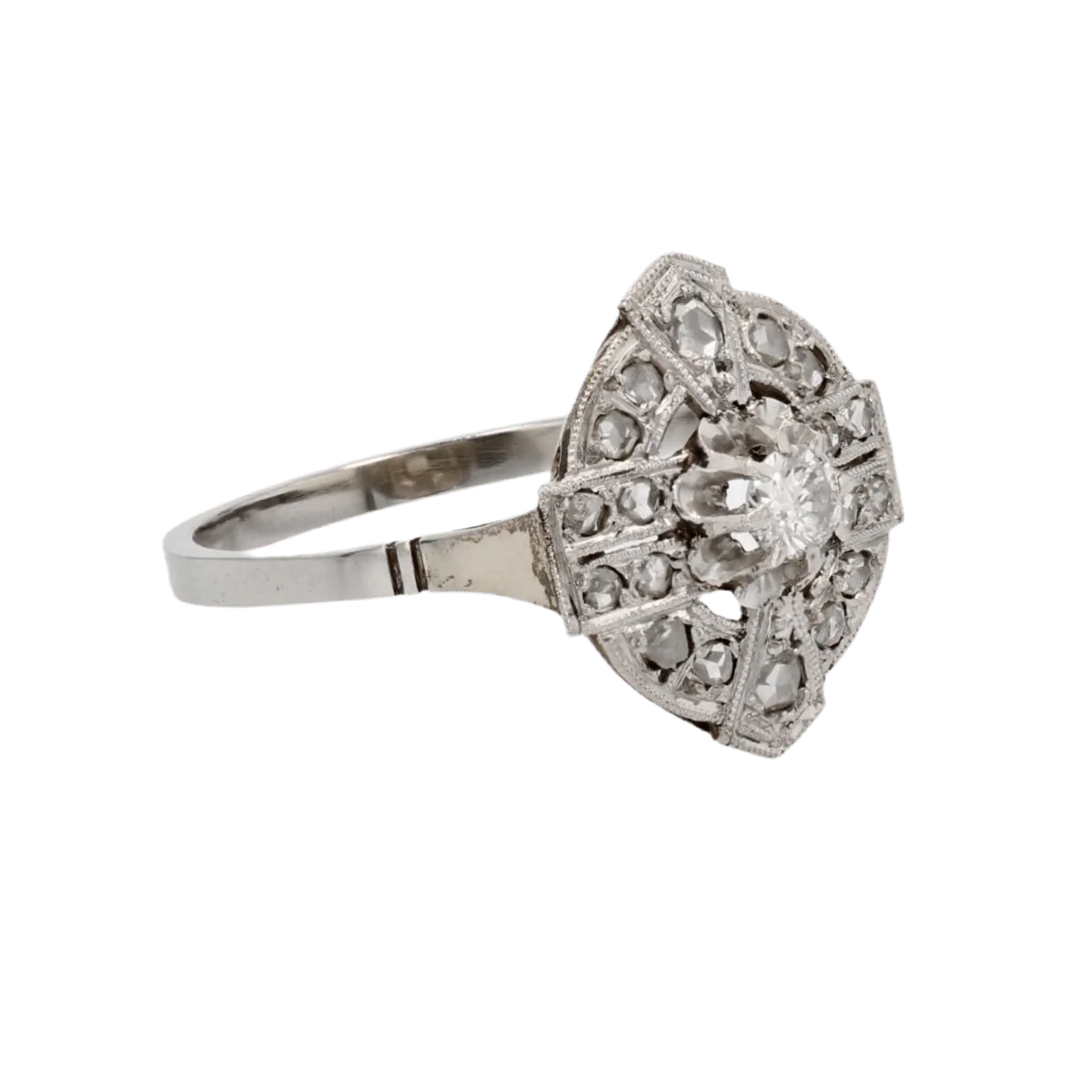 Pompadour ring in white gold, platinum and diamonds - Image 5
