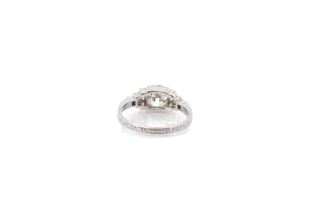 Solitaire ring in platinum and diamonds - Image 3