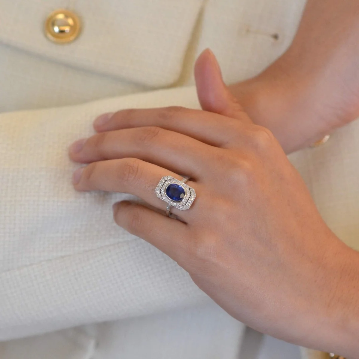 Ring Marquise en paltinium, sapphire and diamonds - Image 2