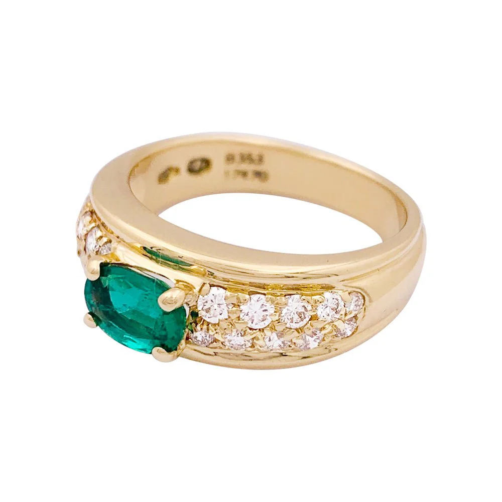 BOUCHERON "Axelle" ring in yellow gold, emerald and diamonds - Image 4