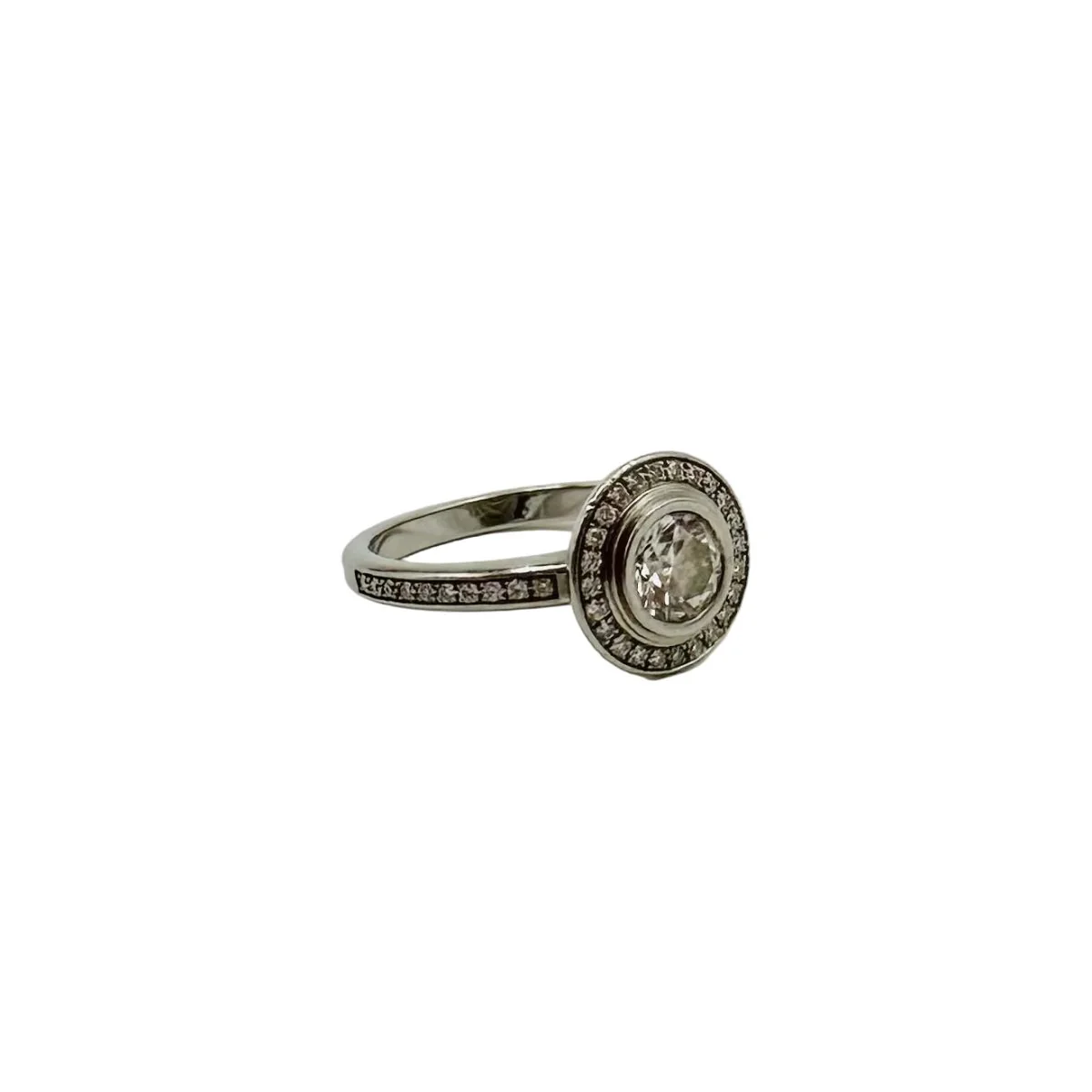CARTIER "Cartier d'Amour" Solitaire Ring in Platinum and Diamonds - Image 2