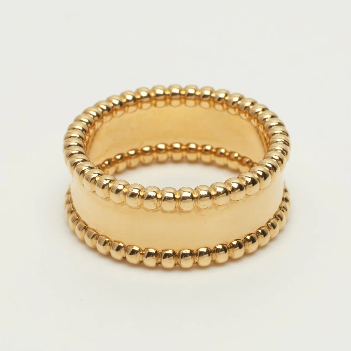 Van Cleef & Arpels Signature Pearl Ring in yellow gold - Image 8