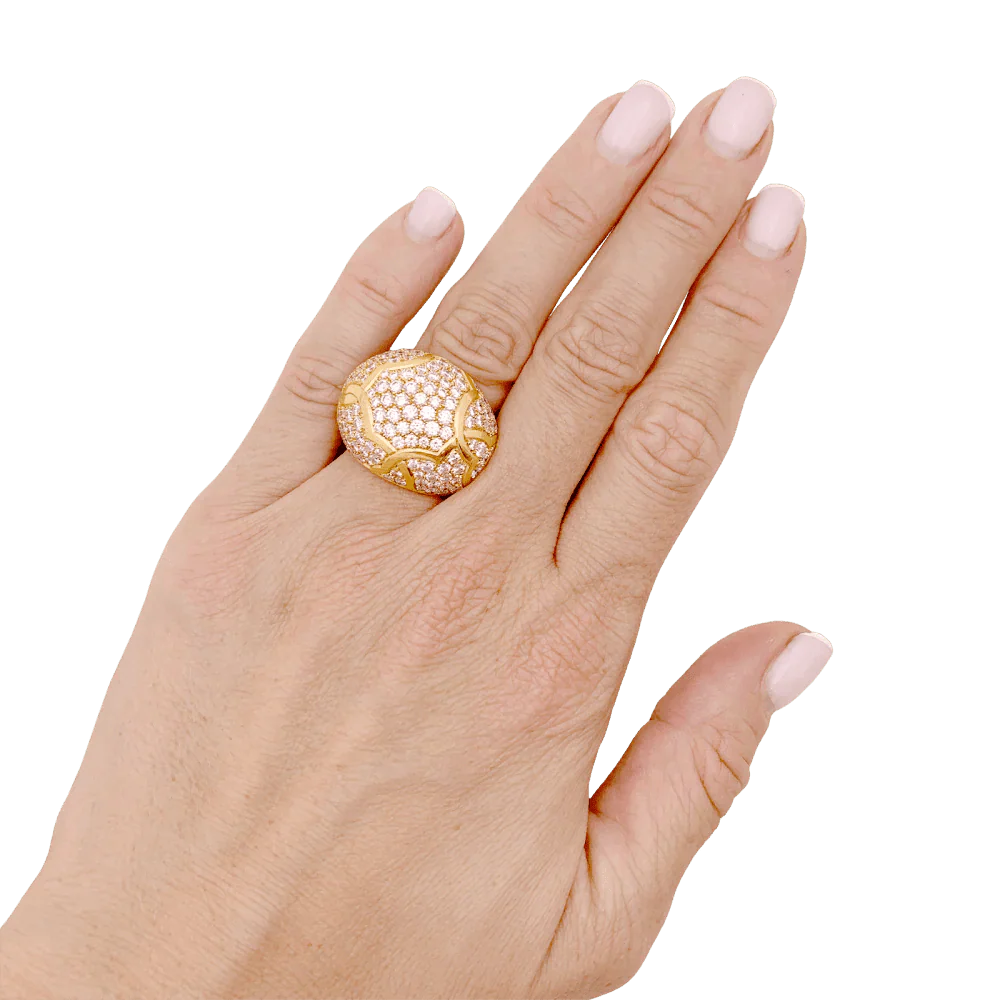 Ring CHANEL "Profil de Camélia" in yellow gold and diamonds - Image 9