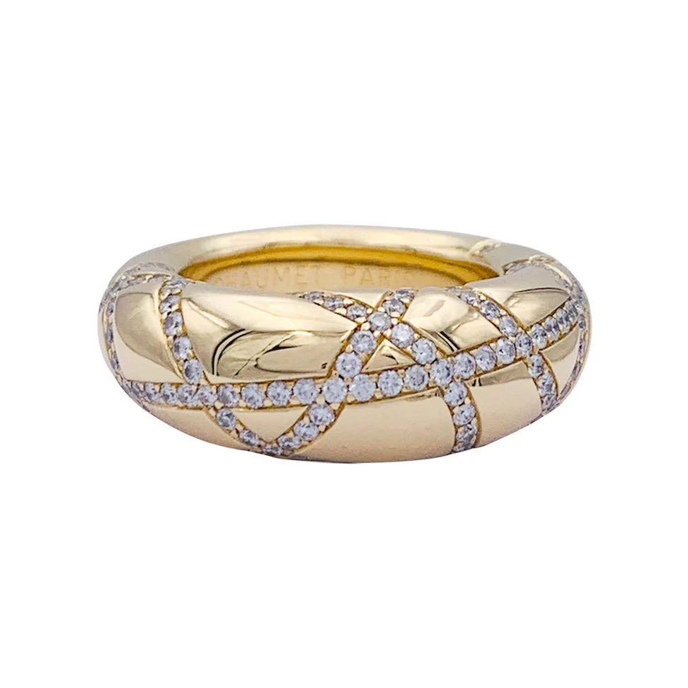 Chaumet ring, “Anneau”, in yellow gold, diamonds