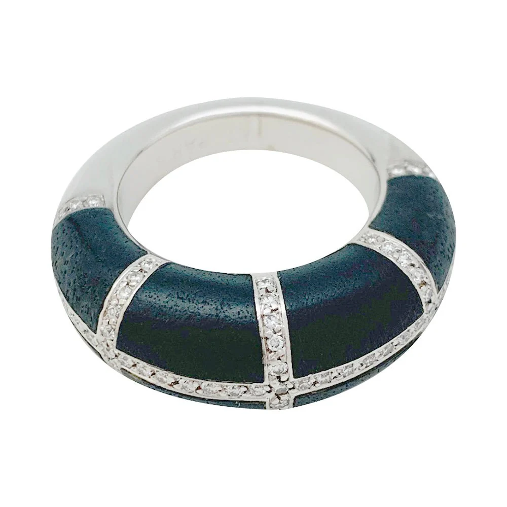 CHAUMET ring, “Anneau” model, white gold, diamonds and ebony - Image 6